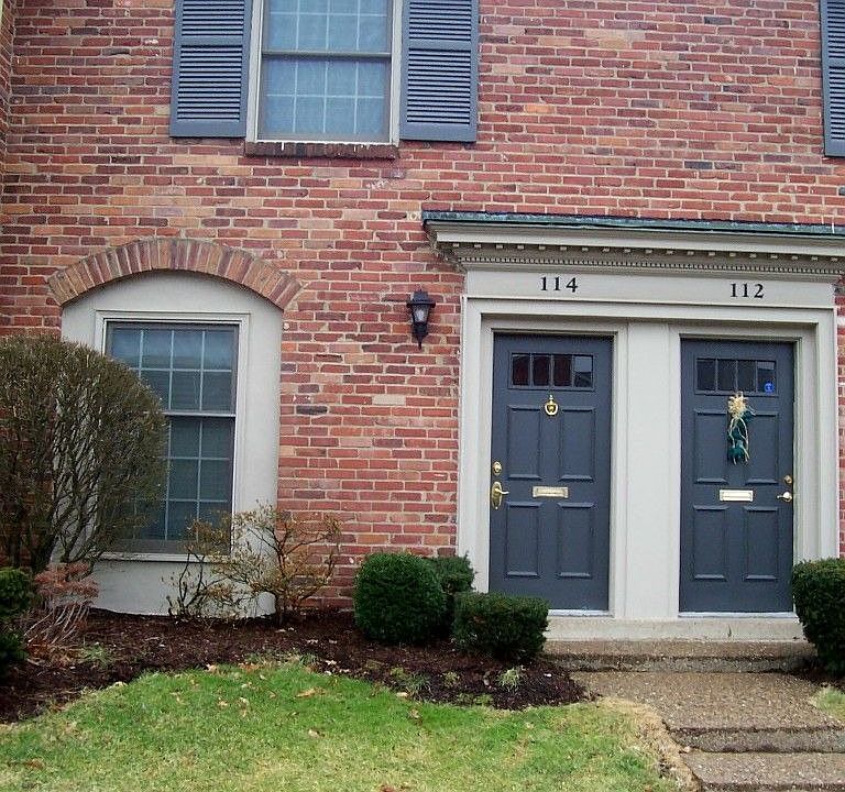 114 Jamestown Ct.