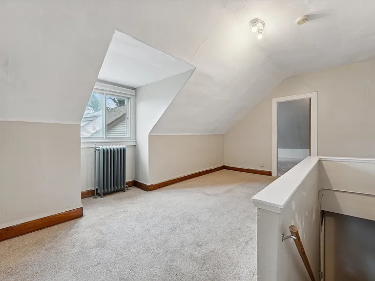13108 Cedar Rd Cleveland Heights Oh 44118 — Photo 32