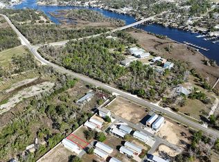 44 SW 879th St, Steinhatchee, FL 32359