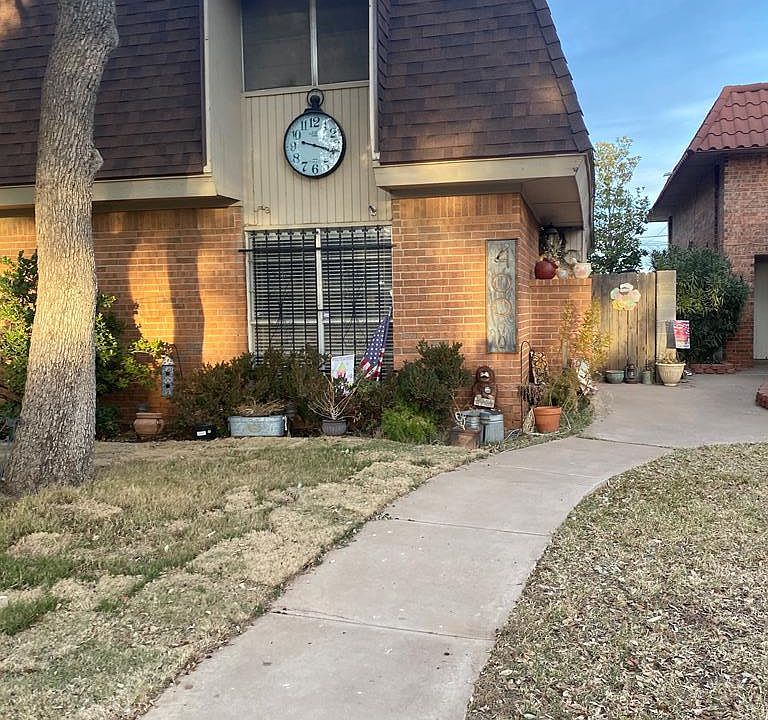 1st image of 4008 Lakeside Dr