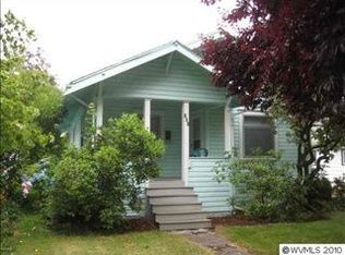 872 20th St NE, Salem, OR 97301