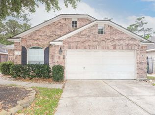34 W Foxbriar Forest Cir, Spring, TX 77382