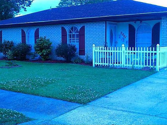 5th image of 2861 Victoria Dr