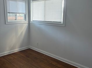 8401 S Scottsdale Ave, Chicago, IL