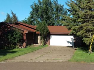 1347 Cliff Ave, Duluth, MN 55811