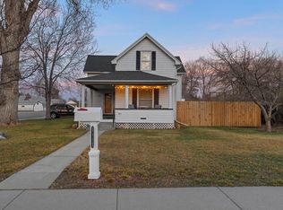 903 Gladstone St, Sheridan, WY 82801