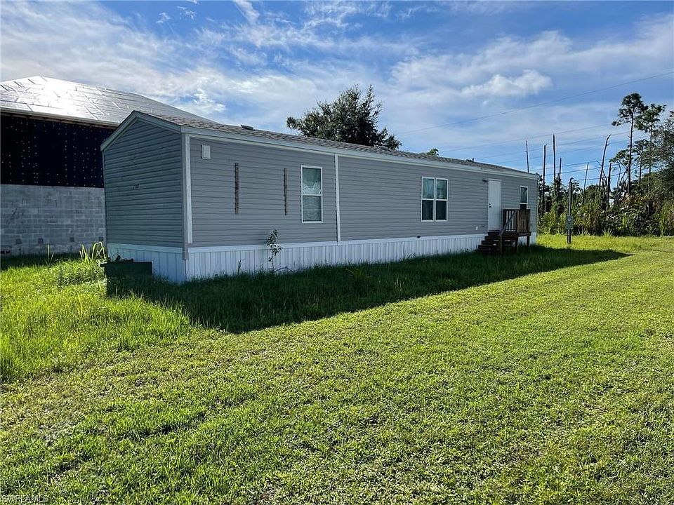 1st image of 3190 Karen DR