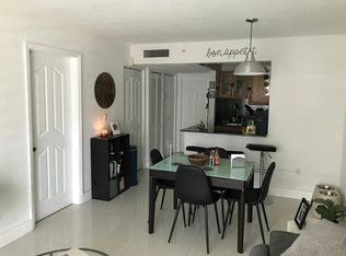 445 SW 11th St APT 101, Miami, FL 33130