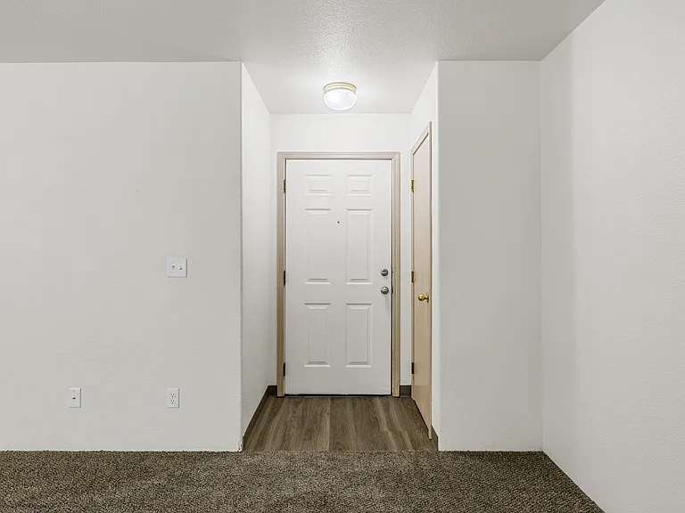 3040 Sheraton Ct #D — Photo 4