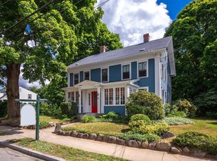 96 John St, Reading, MA 01867