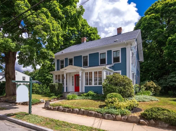96 John St, Reading, MA 01867