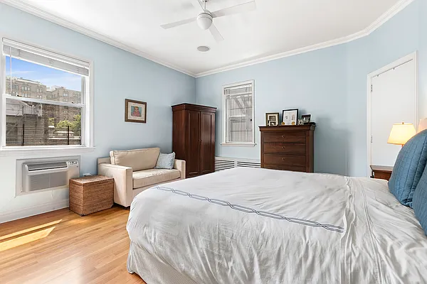 Sold by Compass | media 7