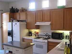 2nd image of 425 Calle Mirasol