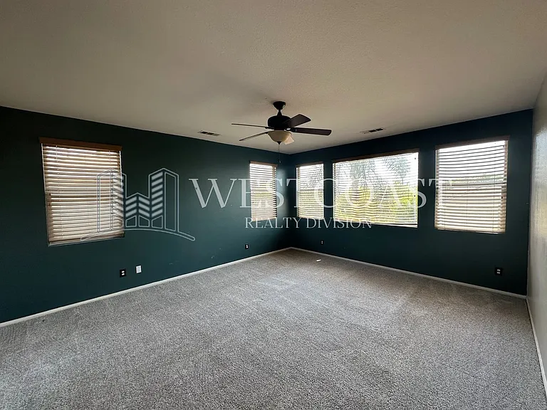 26719 Evergreen Ave — Photo 41