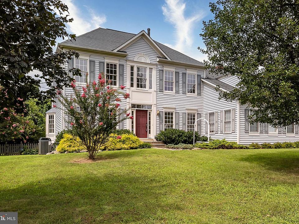 1st image of 3416 Blandford Way