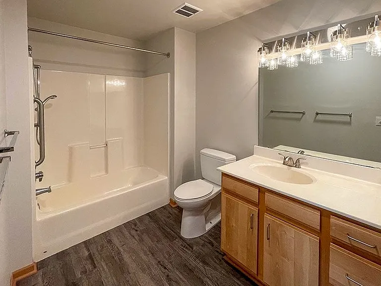 ST JAMES SENIOR APARTMENTS — Photo 15