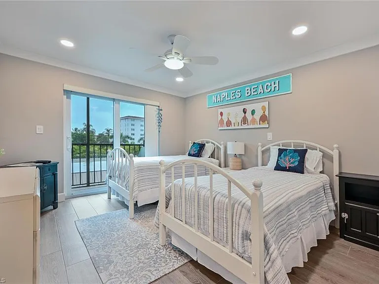 3200 Gulf Shore Blvd N #308 — Photo 21