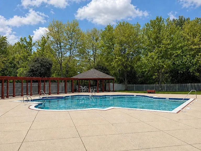 1411 Bonnett Pl #F — Photo 20