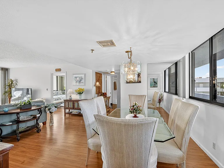 8200 Lakeshore Dr #507 — Photo 28