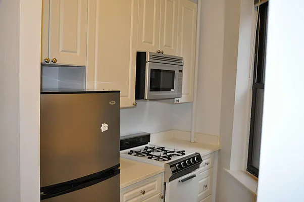 Rented by Sky Management | media 57