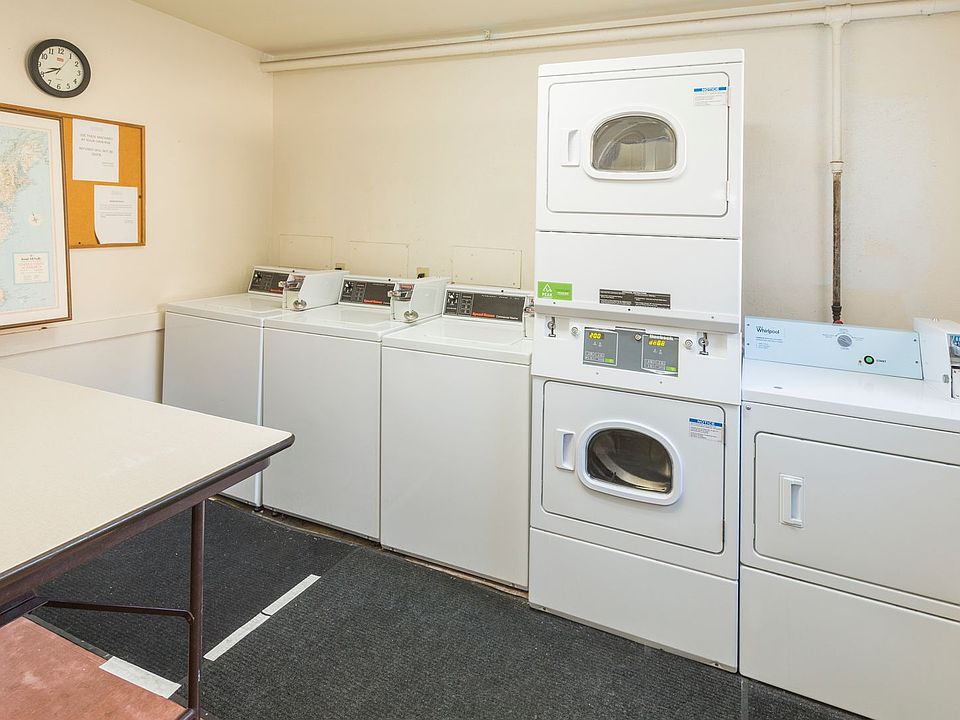 1st image of 1129 Bennett Ave APT 315