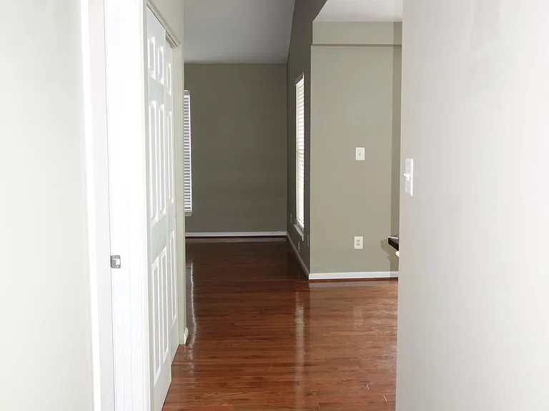 25260 Lake Shore Sq #205 — Photo 31