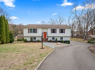 20 Woodbridge Ave, Ansonia, CT 06401