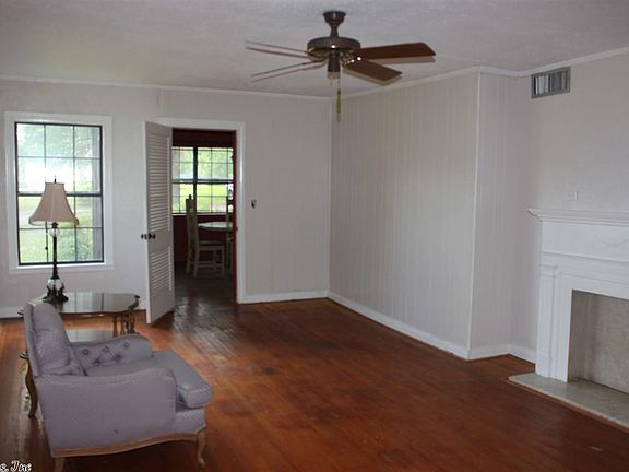 3rd image of 505 Arkansas St