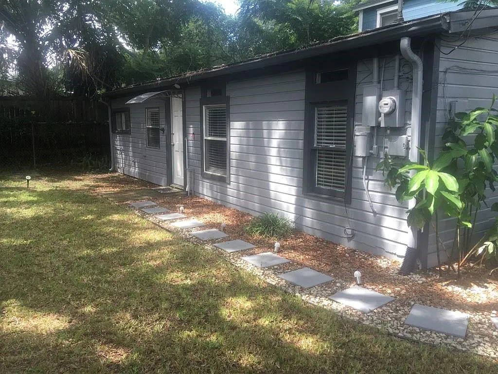 2 bed, 680 sqft, $1,425 — Photo 1