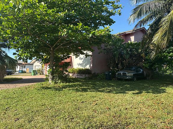 2nd image of 2802 SW 115th Ave