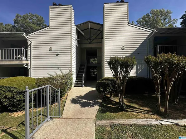 808 Gables Dr #808, Birmingham, AL 35244