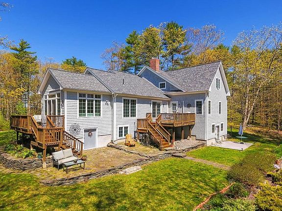 3rd image of 44 Island View Lane