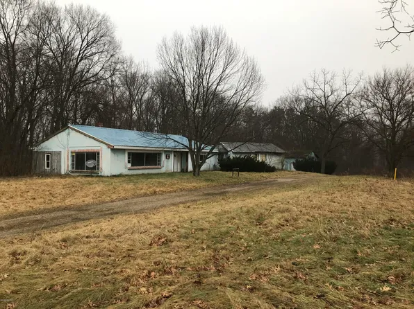 18532 M 86, Three Rivers, MI 49093