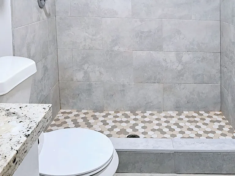 3604 Fuerte Ave #3 — Photo 6