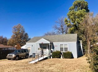 1309 Ivanhoe St, Perry, OK 73077