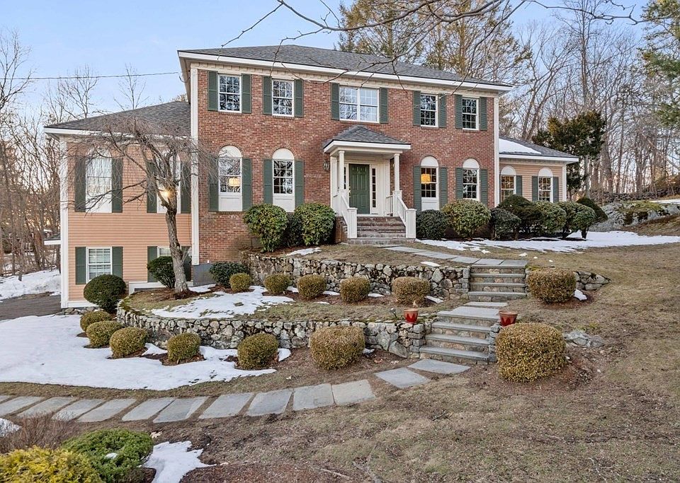 1st image of 15 Pelham Rd