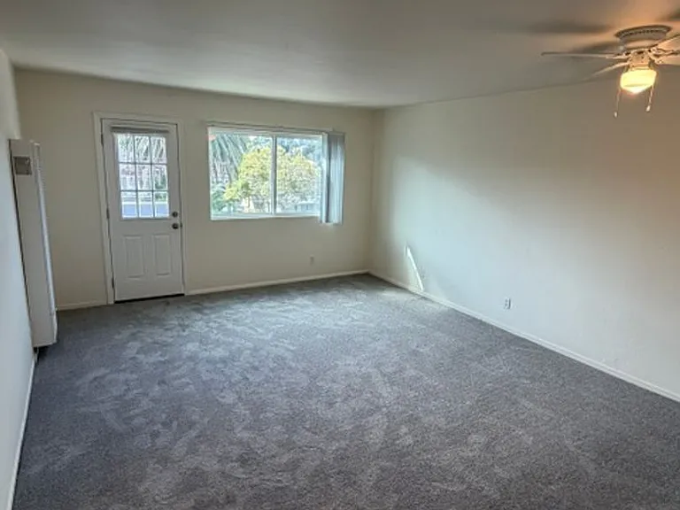 407 Fairmount Ave — Photo 29