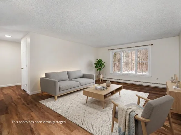 50 Brookside Dr, Exeter, NH