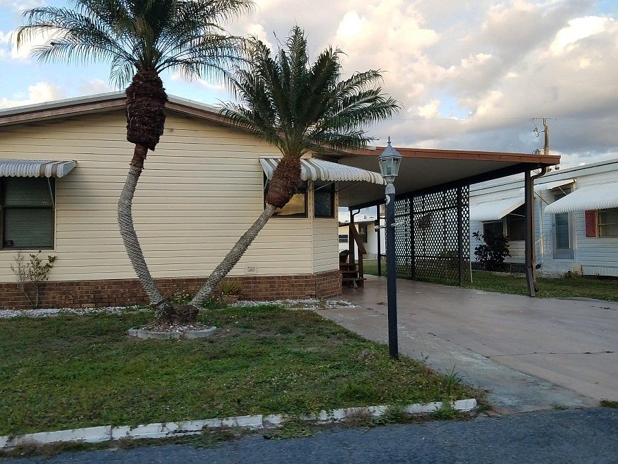 1st image of 2796 Breezewood Dr