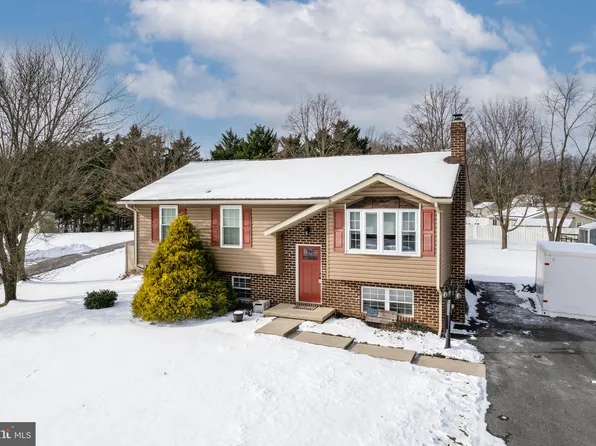 1204 Guadelupe Ct, Westminster, MD 21157