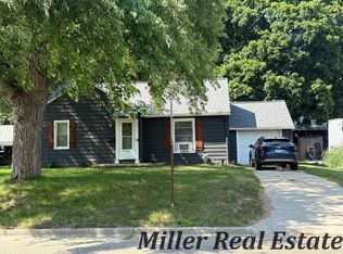 633 E Clinton St, Hastings, MI 49058