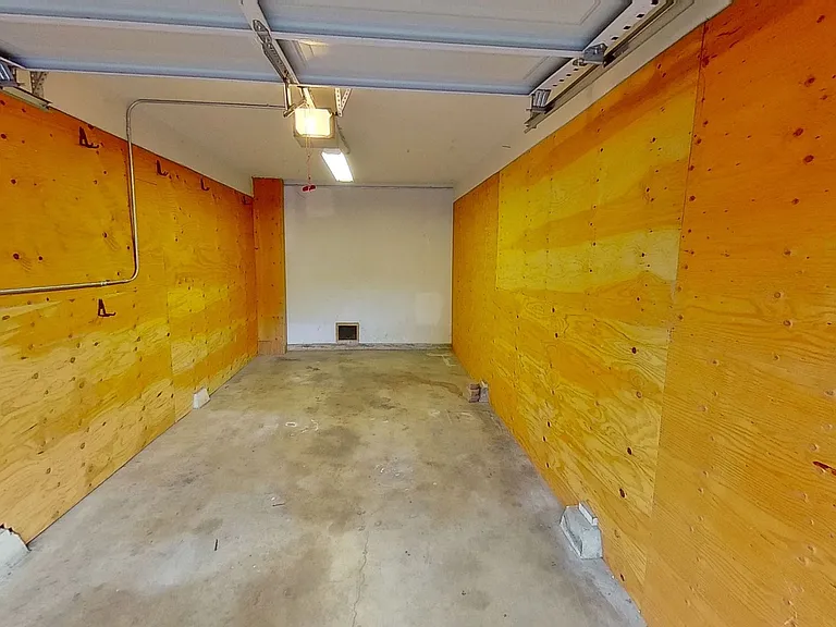 210 Arden Rd — Photo 13