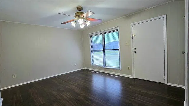 3 bed, 1.5 bath, 1100 sqft, $1,600 — Photo 4