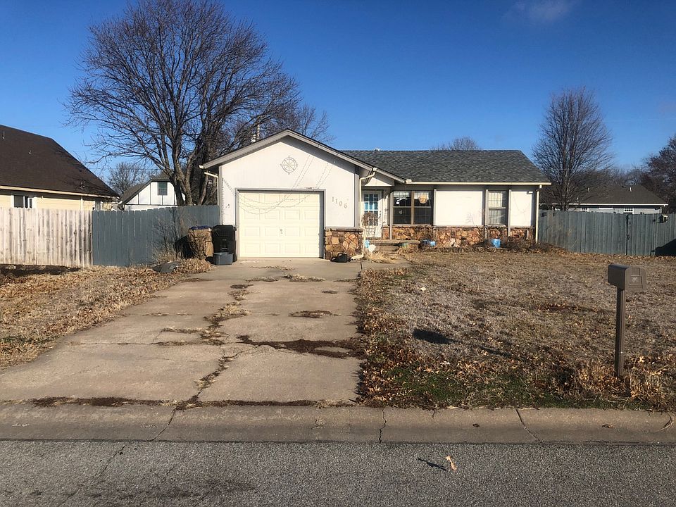 1st image of 1106 E 6th St