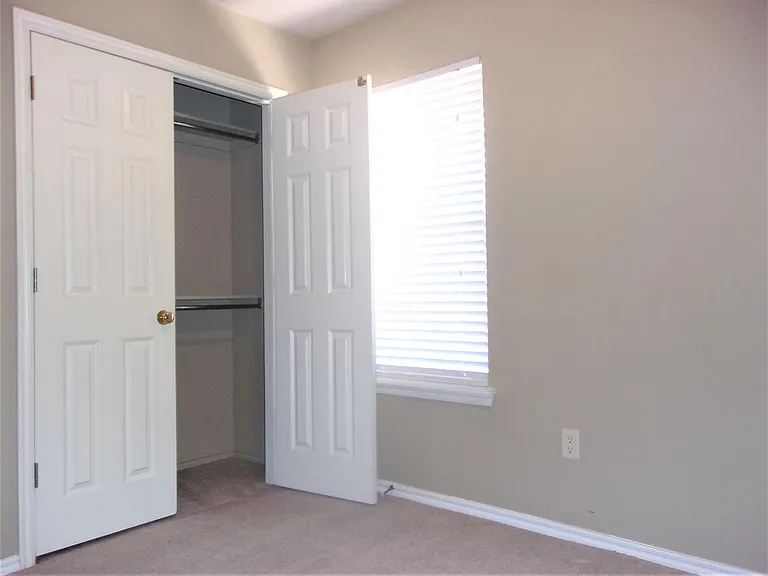 13821 Pawnee Dr — Photo 12