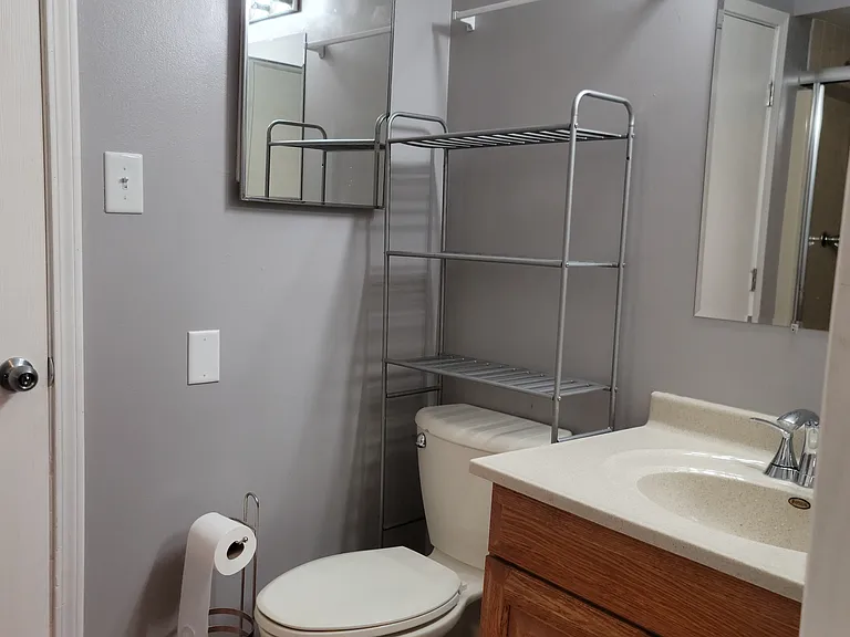 2nd Full Bathroom