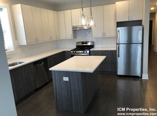2624 N Rockwell St #2D, Chicago, IL 60647