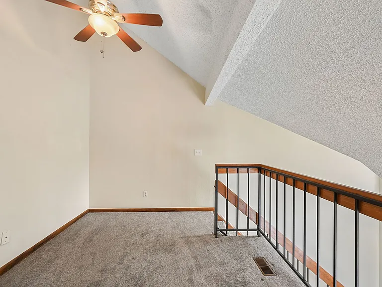 5902 Gunbarrel Ave #E — Photo 21
