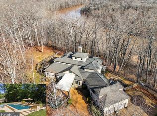 87 E River Bend Rd, Fredericksburg, VA 22407