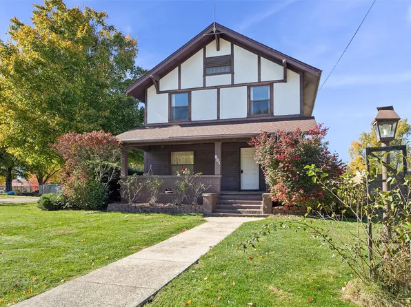 901 W 5th St, Perry, IA 50220